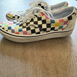 MoMA Museum of Modern Art Comfycush Era VANS